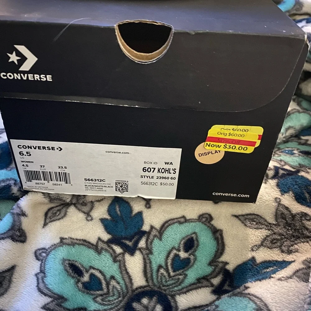 Black glitter Converse